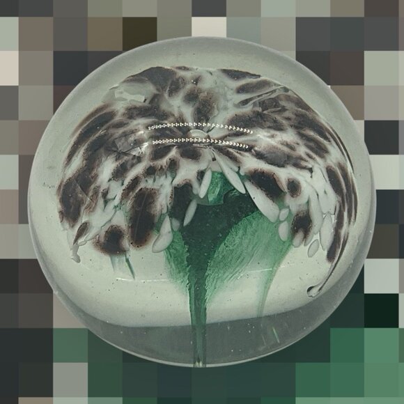 Hand Blown Glass Paperweight by The Glass Eye 1985 Etched Signed Floral Interior - Picture 4 of 16